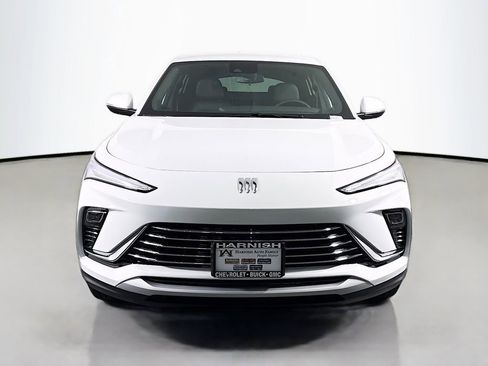 Used 2025 Buick Envista Preferred w/ Convenience I Package image 2