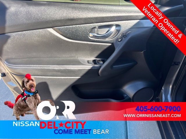 Used 2015 Nissan Rogue SL w/ SL Premium Package AWD/4WD image 15