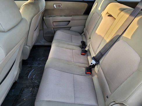 Used 2012 Honda Pilot EX image 16