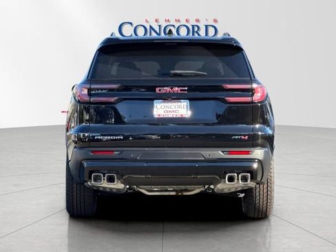 New 2026 GMC Acadia AT4 w/ Luxury Package AWD/4WD image 5
