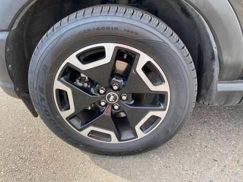 Used 2023 Ford Bronco Sport Outer Banks w/ Tech Package image 2