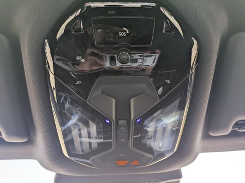 Used 2026 BMW 530i w/ M Sport Package image 34