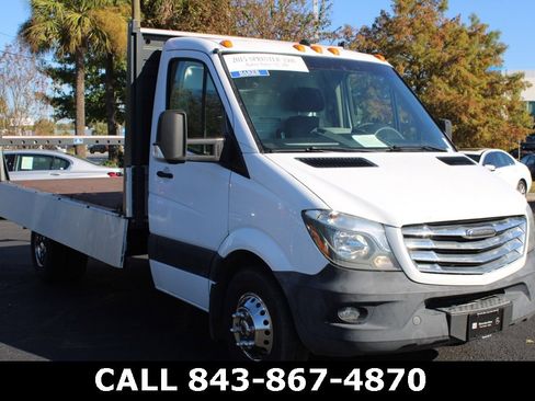 Used 2015 Freightliner Sprinter 3500 image 17