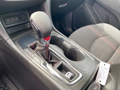 Used 2023 Chevrolet Equinox RS w/ LPO, Floor Liner Package FWD image 12