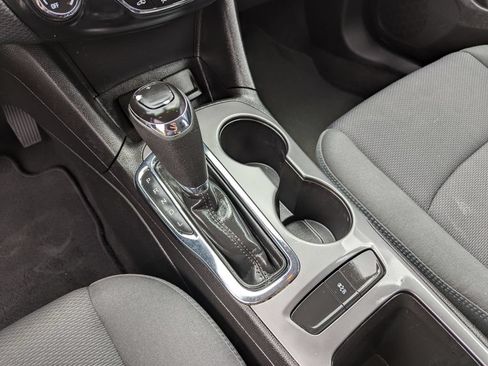 Used 2018 Chevrolet Cruze LT FWD image 24