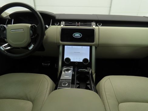 Used 2022 Land Rover Range Rover Westminster Edition image 13