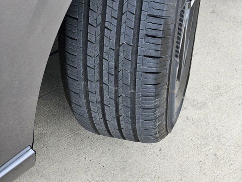 Used 2024 Nissan Sentra SV image 13