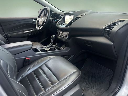 Used 2017 Ford Escape Titanium image 13