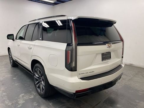 Used 2022 Cadillac Escalade Sport w/ Touring Package image 4