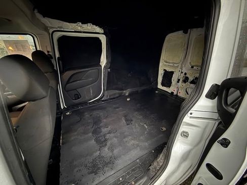 Used 2018 RAM ProMaster City Tradesman image 13