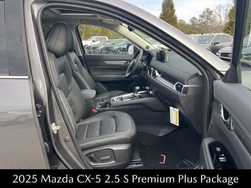 New 2025 MAZDA CX-5 AWD 2.5 S w/ Premium Plus Pkg image 29