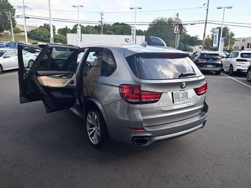Used 2017 BMW X5 xDrive50i AWD/4WD image 41
