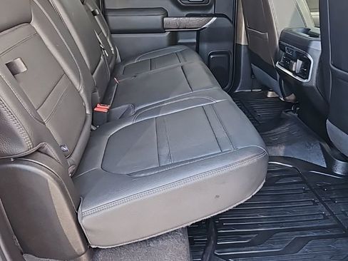 Used 2022 GMC Sierra 3500 Denali w/ Denali Ultimate Package AWD/4WD image 13