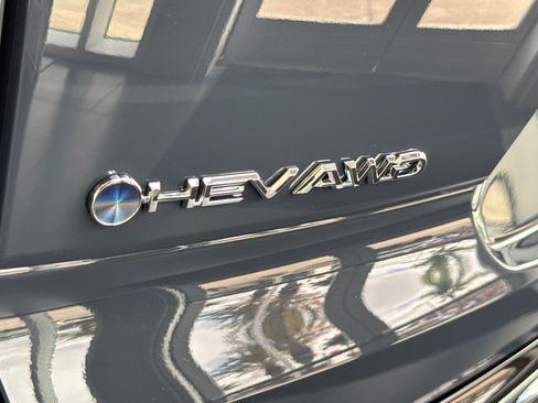 New 2026 Toyota Crown Signia AWD/4WD image 11