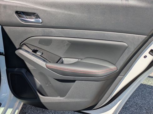 New 2025 Nissan Altima 2.5 SR image 27