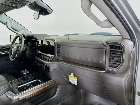 New 2026 Chevrolet Silverado 1500 LT Trail Boss w/ Convenience Package II AWD/4WD image 25