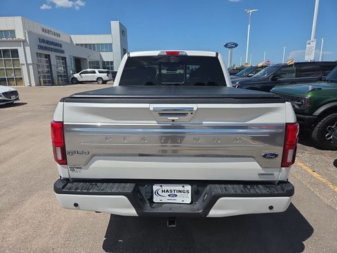 Used 2019 Ford F150 Platinum w/ Equipment Group 701A Luxury AWD/4WD image 4