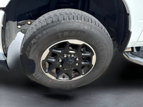 Used 2026 RAM 3500 Laramie AWD/4WD image 31