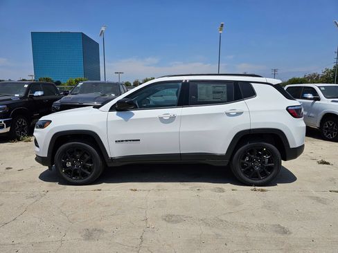 New 2026 Jeep Compass Latitude AWD/4WD image 4