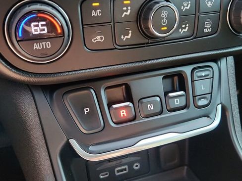 Used 2019 GMC Terrain SLE w/ Driver Convenience Package FWD image 47