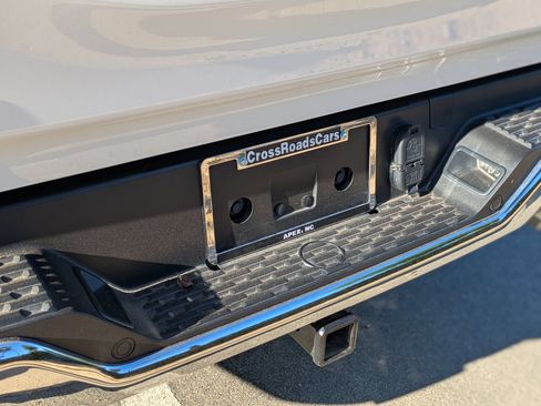 Used 2025 RAM 1500 Laramie AWD/4WD image 33