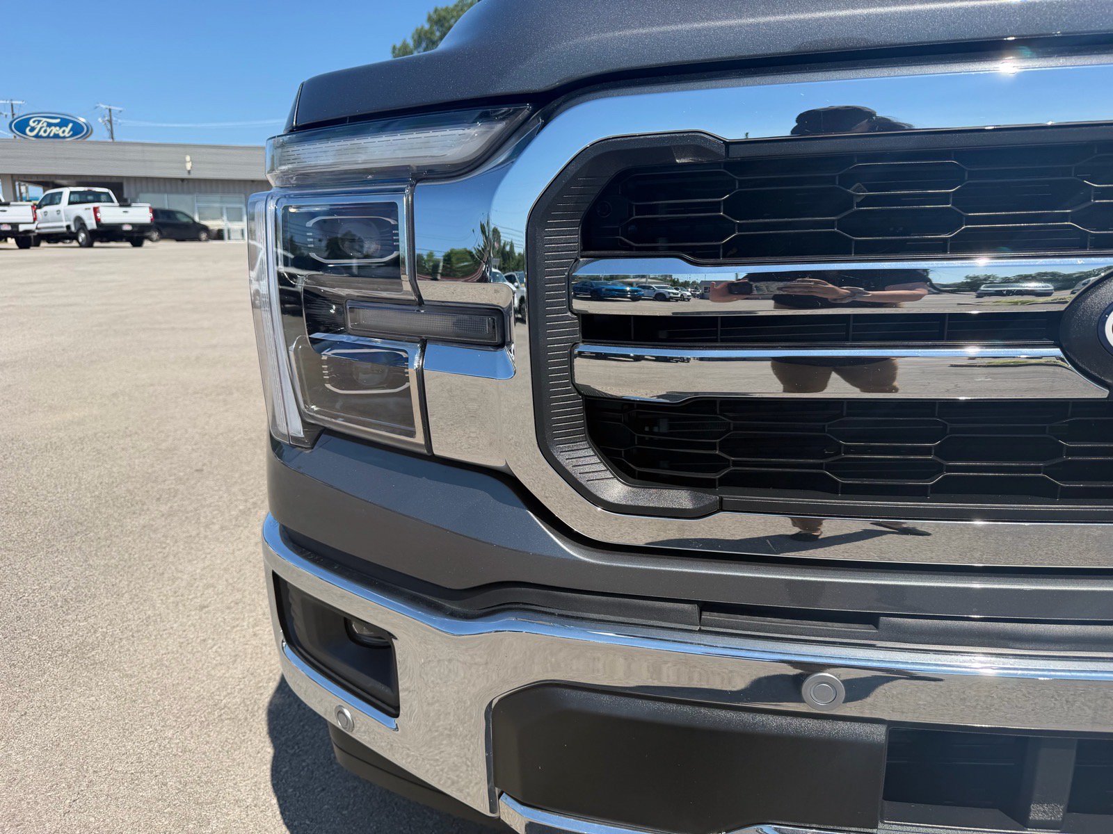 Used 2026 Ford F150 Lariat w/ Equipment Group 501A Mid RWD image 5