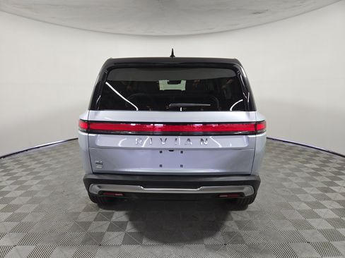 Used 2025 Rivian R1S Adventure AWD/4WD image 4