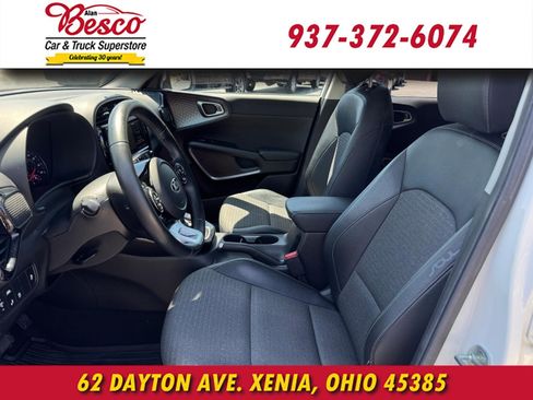 Used 2020 Kia Soul EX w/ Option Group 015 FWD image 10