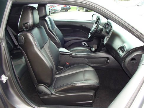 Used 2023 Dodge Challenger SXT w/ Plus Package RWD image 34