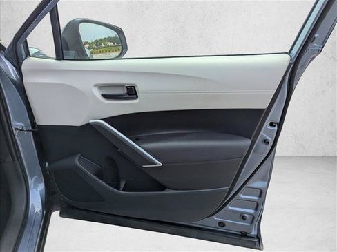Used 2024 Toyota Corolla Cross L FWD image 25