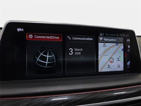Used 2018 BMW 740i xDrive image 20