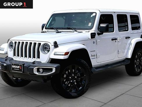 Used 2021 Jeep Wrangler Unlimited Sahara w/ Cold Weather Group AWD/4WD image 1