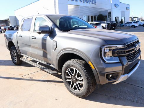 New 2025 Ford Ranger Lariat w/ FX4 Off-Road Package image 1
