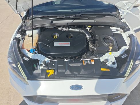 Used 2017 Ford Focus RS image 22