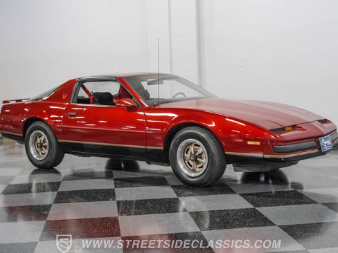 Used 1987 Pontiac Firebird Coupe image 14