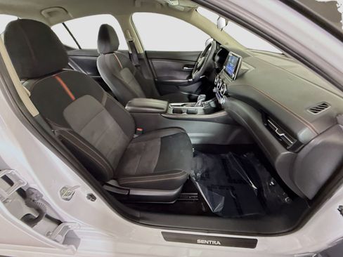 Used 2022 Nissan Sentra SR w/ Midnight Edition FWD image 29
