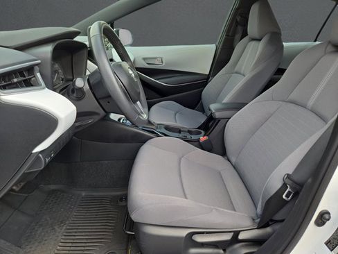 Used 2024 Toyota Corolla SE image 20