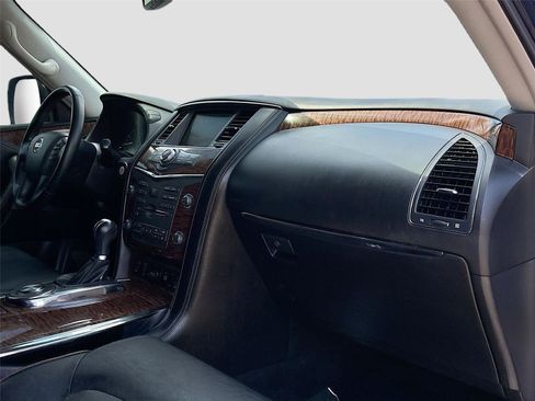 Used 2020 Nissan Armada SL RWD image 30