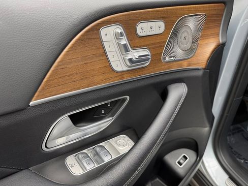 Certified 2024 Mercedes-Benz GLE 350 4MATIC image 11