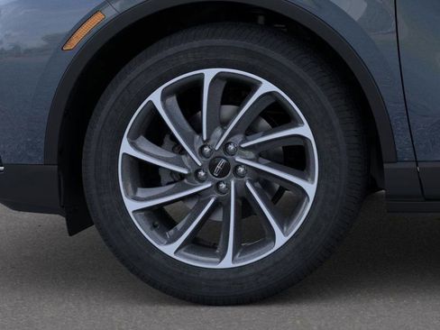 Used 2026 Lincoln Corsair Premiere image 19