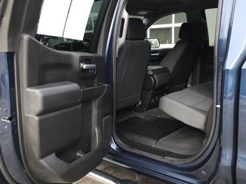 Used 2020 Chevrolet Silverado 1500 Custom w/ Custom Value Package image 6