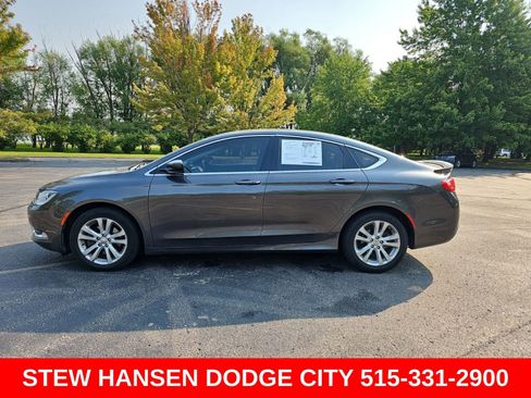 Used 2015 Chrysler 200 Limited FWD image 1