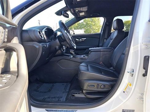 Used 2022 Chevrolet Blazer Premier w/ Enhanced Convenience Package image 18