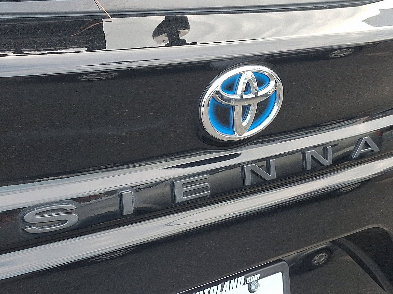 Used 2021 Toyota Sienna XLE AWD/4WD image 31