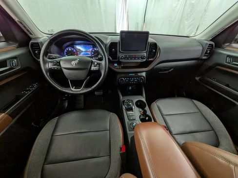 Certified 2022 Ford Bronco Sport Outer Banks w/ Tech Package AWD/4WD image 12