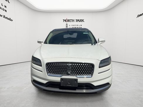 Used 2021 Lincoln Nautilus Reserve w/ Equipment Group 201A FWD image 8