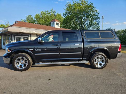 Used 2016 RAM 1500 Laramie w/ Convenience Group AWD/4WD image 8