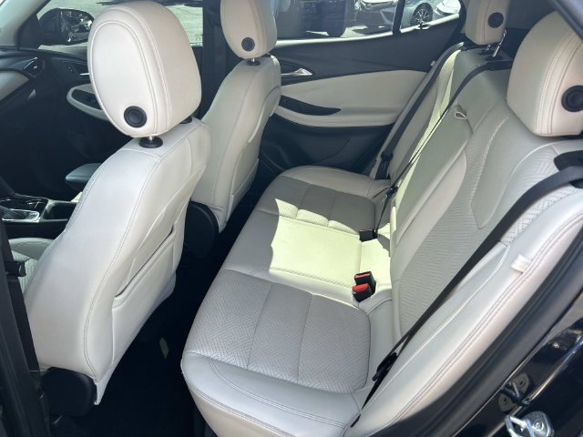 Used 2020 Buick Encore GX Essence FWD image 18