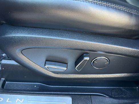 Used 2017 Lincoln MKC Reserve AWD/4WD image 13