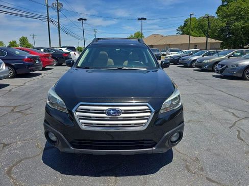 Used 2017 Subaru Outback 2.5i Premium AWD/4WD image 2